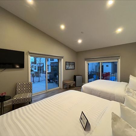 Colonial Hotel & Suites Grand Bend Ngoại thất bức ảnh