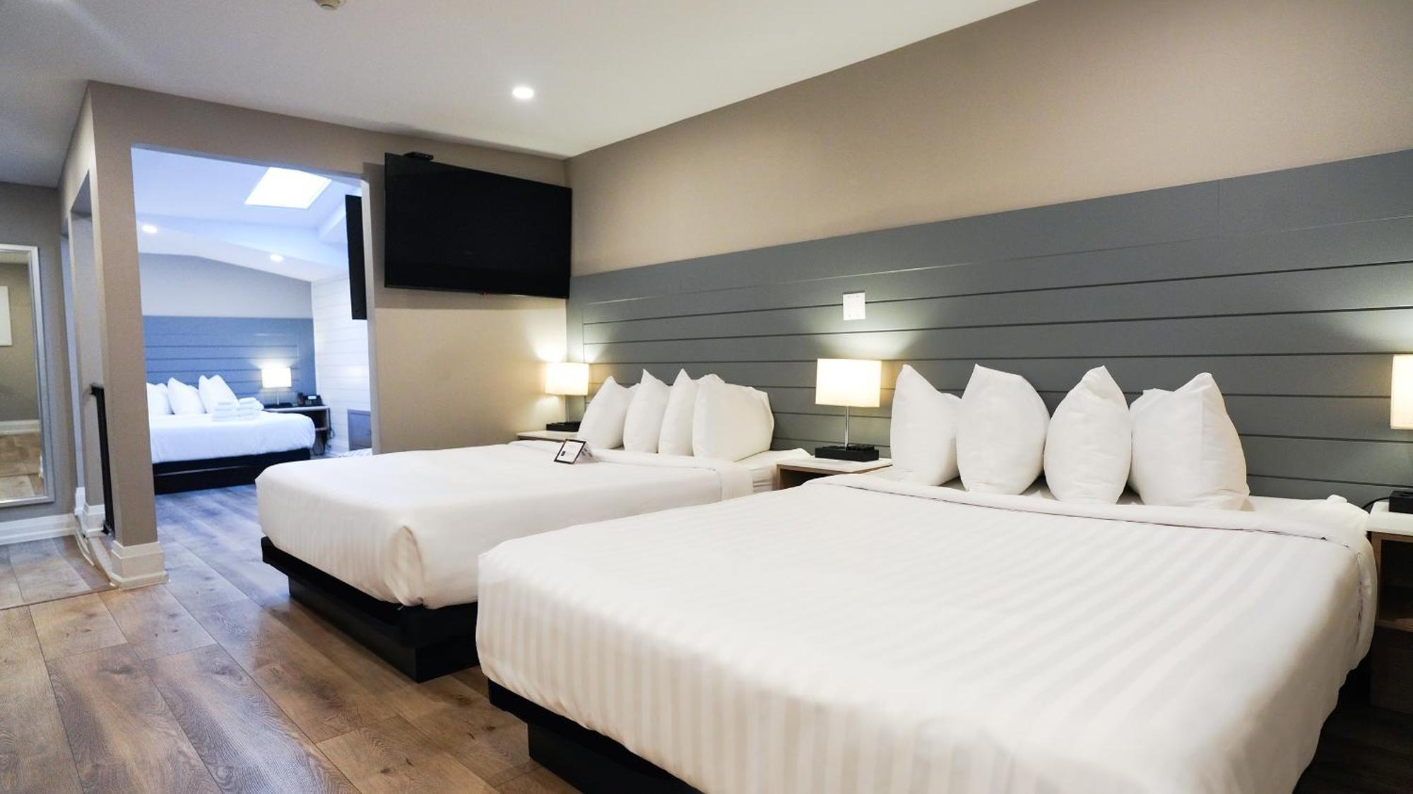 Colonial Hotel & Suites Grand Bend Ngoại thất bức ảnh
