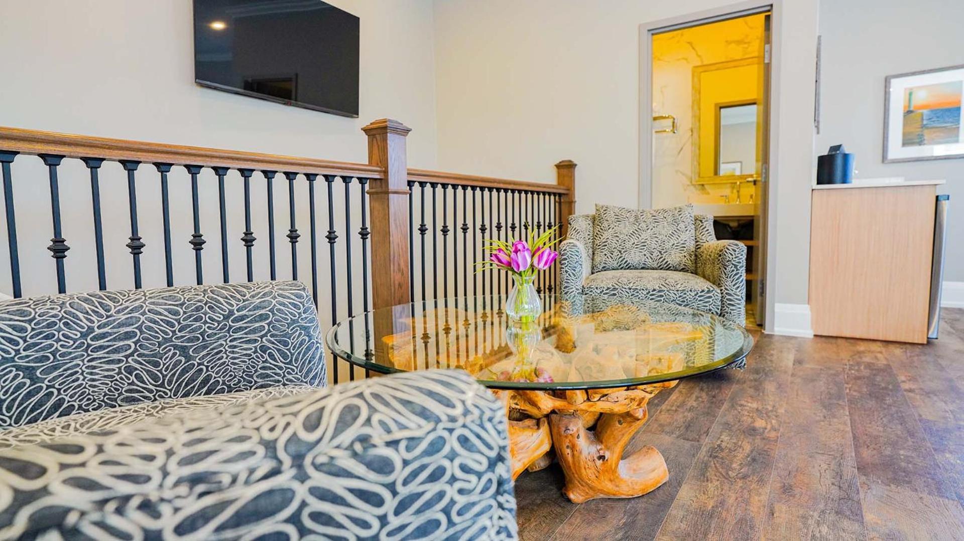 Colonial Hotel & Suites Grand Bend Ngoại thất bức ảnh