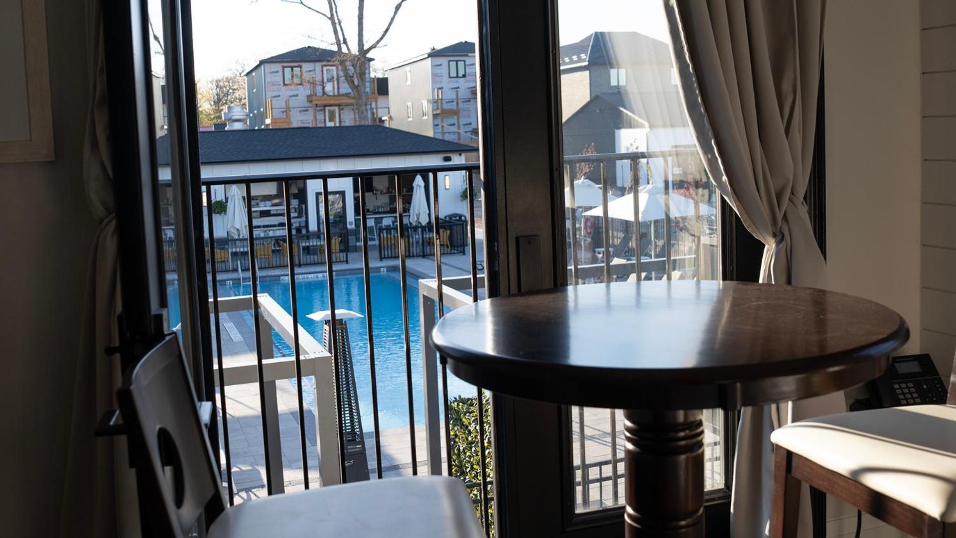 Colonial Hotel & Suites Grand Bend Ngoại thất bức ảnh