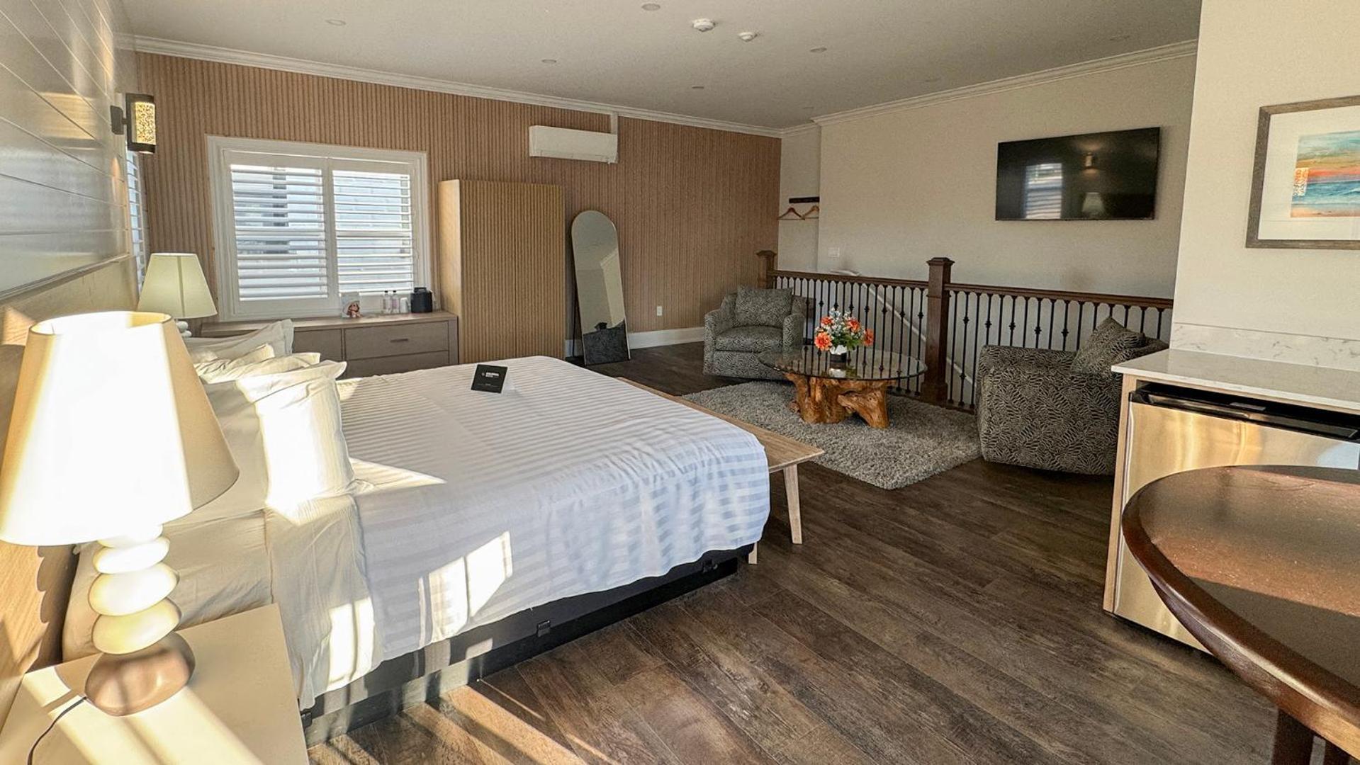 Colonial Hotel & Suites Grand Bend Ngoại thất bức ảnh